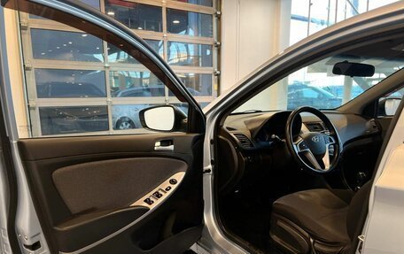 Hyundai Solaris II рестайлинг, 2013 год, 760 000 рублей, 19 фотография