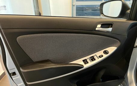 Hyundai Solaris II рестайлинг, 2013 год, 760 000 рублей, 20 фотография