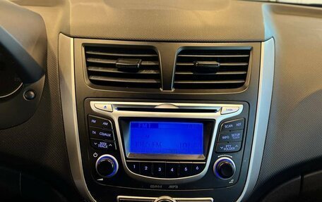 Hyundai Solaris II рестайлинг, 2013 год, 760 000 рублей, 14 фотография