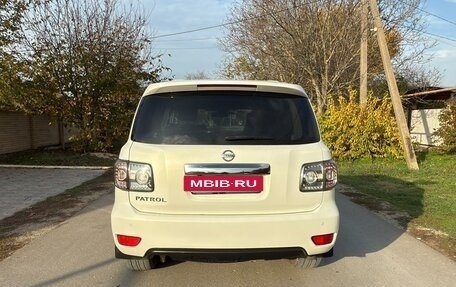 Nissan Patrol, 2011 год, 1 600 000 рублей, 5 фотография