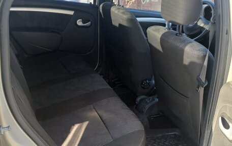 Renault Logan I, 2010 год, 470 000 рублей, 13 фотография