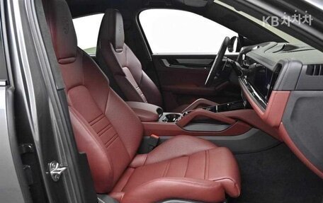 Porsche Cayenne III, 2025 год, 21 000 000 рублей, 7 фотография