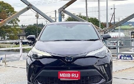 Toyota C-HR I рестайлинг, 2021 год, 1 743 000 рублей, 2 фотография