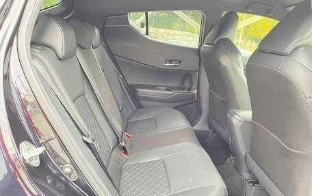 Toyota C-HR I рестайлинг, 2021 год, 1 743 000 рублей, 16 фотография