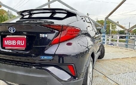 Toyota C-HR I рестайлинг, 2021 год, 1 743 000 рублей, 7 фотография