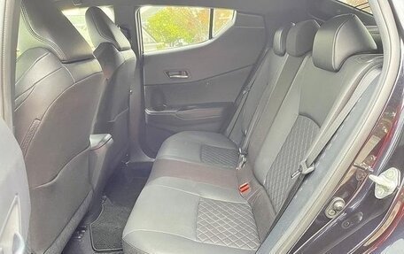 Toyota C-HR I рестайлинг, 2021 год, 1 743 000 рублей, 24 фотография