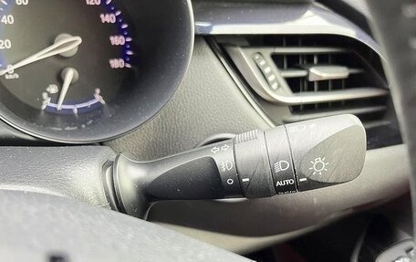 Toyota C-HR I рестайлинг, 2021 год, 1 743 000 рублей, 28 фотография