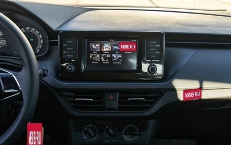 Skoda Rapid II, 2021 год, 2 050 000 рублей, 14 фотография