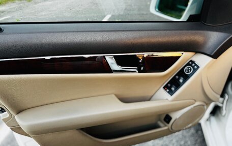 Mercedes-Benz C-Класс, 2010 год, 1 115 000 рублей, 8 фотография