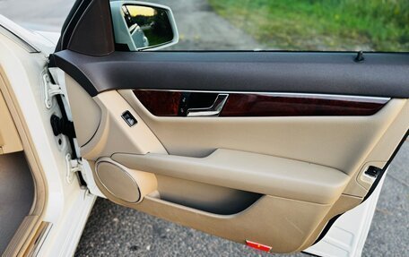 Mercedes-Benz C-Класс, 2010 год, 1 115 000 рублей, 35 фотография