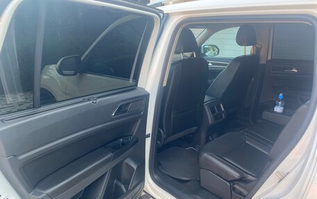 Volkswagen Teramont I, 2018 год, 3 300 000 рублей, 8 фотография