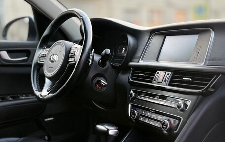 KIA Optima IV, 2017 год, 1 849 000 рублей, 18 фотография