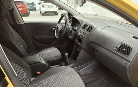 Volkswagen Polo VI (EU Market), 2017 год, 859 850 рублей, 13 фотография