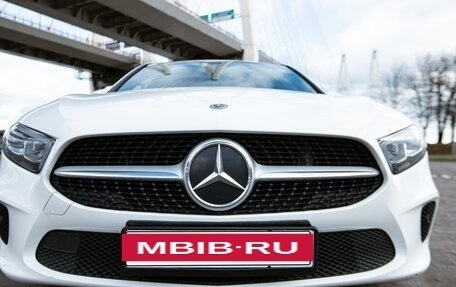 Mercedes-Benz A-Класс, 2019 год, 2 350 000 рублей, 4 фотография