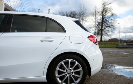 Mercedes-Benz A-Класс, 2019 год, 2 350 000 рублей, 11 фотография