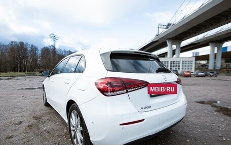 Mercedes-Benz A-Класс, 2019 год, 2 350 000 рублей, 8 фотография