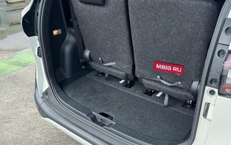 Toyota Sienta II, 2021 год, 935 027 рублей, 26 фотография
