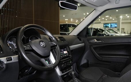 Skoda Yeti I рестайлинг, 2017 год, 1 600 000 рублей, 19 фотография