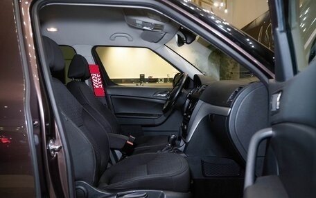 Skoda Yeti I рестайлинг, 2017 год, 1 600 000 рублей, 22 фотография