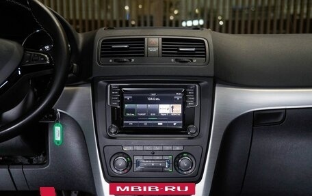 Skoda Yeti I рестайлинг, 2017 год, 1 600 000 рублей, 18 фотография