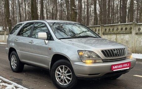 Lexus RX IV рестайлинг, 2000 год, 888 888 рублей, 4 фотография