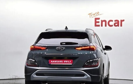 Hyundai Kona I, 2022 год, 1 405 000 рублей, 4 фотография