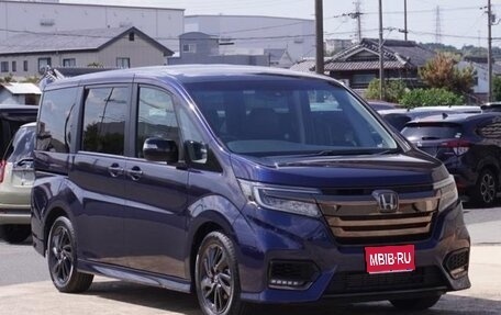 Honda Stepwgn IV, 2021 год, 2 090 000 рублей, 1 фотография