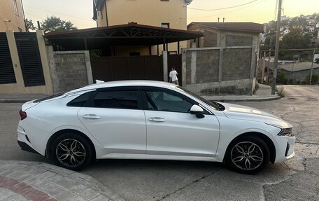 KIA K5, 2022 год, 1 900 000 рублей, 2 фотография