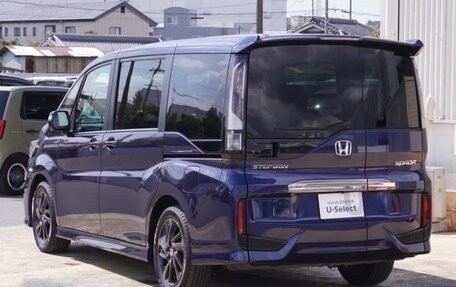 Honda Stepwgn IV, 2021 год, 2 090 000 рублей, 7 фотография