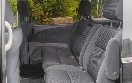 Toyota Estima III рестайлинг -2, 2002 год, 920 000 рублей, 6 фотография