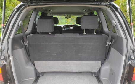 Toyota Estima III рестайлинг -2, 2002 год, 920 000 рублей, 2 фотография