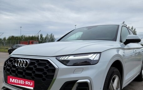 Audi Q5, 2021 год, 3 990 000 рублей, 2 фотография