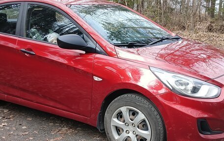 Hyundai Solaris II рестайлинг, 2012 год, 690 000 рублей, 7 фотография