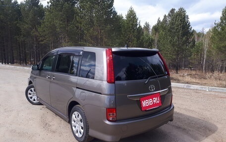 Toyota ISis I, 2009 год, 1 190 000 рублей, 8 фотография