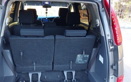 Toyota ISis I, 2009 год, 1 190 000 рублей, 19 фотография