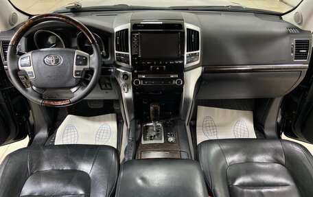 Toyota Land Cruiser 200, 2012 год, 3 800 000 рублей, 20 фотография