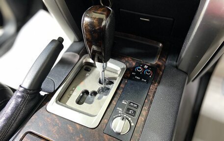 Toyota Land Cruiser 200, 2012 год, 3 800 000 рублей, 18 фотография