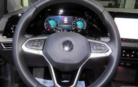 Volkswagen Golf VIII, 2022 год, 2 079 000 рублей, 8 фотография