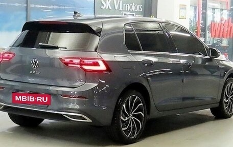 Volkswagen Golf VIII, 2022 год, 2 079 000 рублей, 4 фотография