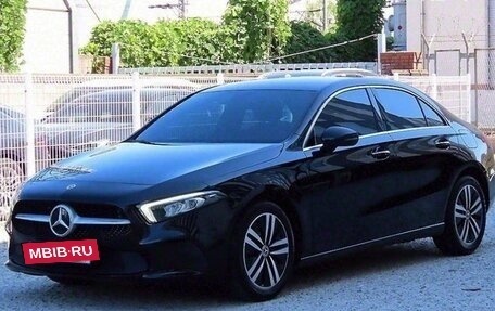 Mercedes-Benz A-Класс, 2021 год, 2 379 000 рублей, 2 фотография