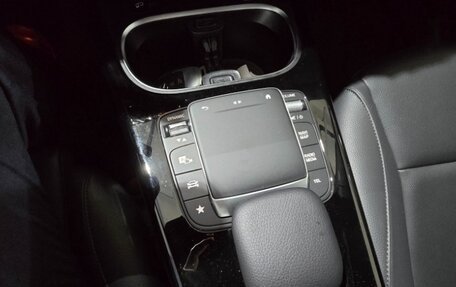 Mercedes-Benz A-Класс, 2022 год, 2 397 000 рублей, 14 фотография