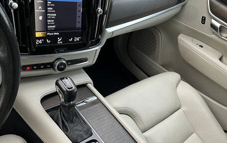 Volvo V90 Cross Country I рестайлинг, 2019 год, 4 550 000 рублей, 14 фотография