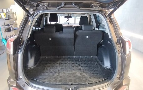 Toyota RAV4, 2019 год, 2 300 000 рублей, 17 фотография