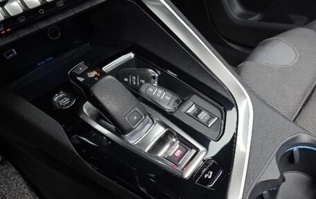 Peugeot 5008 II, 2022 год, 1 879 000 рублей, 9 фотография