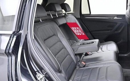 Volkswagen Tiguan II, 2021 год, 2 679 000 рублей, 12 фотография