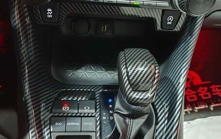 Toyota RAV4, 2022 год, 2 530 000 рублей, 19 фотография