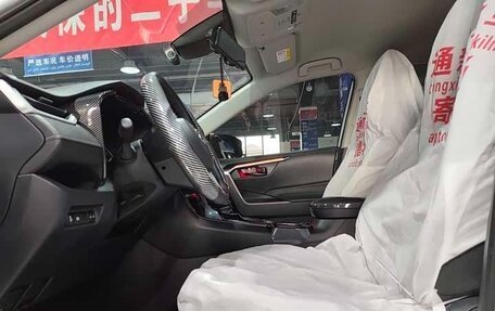 Toyota RAV4, 2022 год, 2 530 000 рублей, 15 фотография