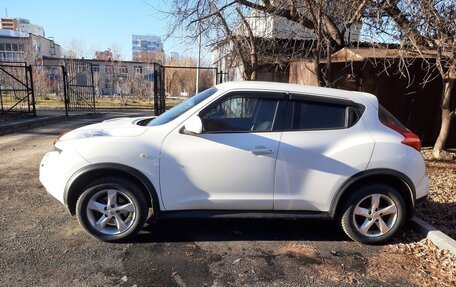 Nissan Juke II, 2014 год, 900 000 рублей, 3 фотография