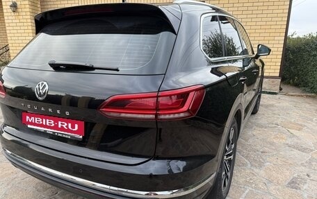 Volkswagen Touareg III, 2019 год, 5 500 000 рублей, 4 фотография