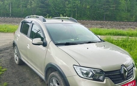 Renault Sandero II рестайлинг, 2020 год, 1 550 000 рублей, 2 фотография